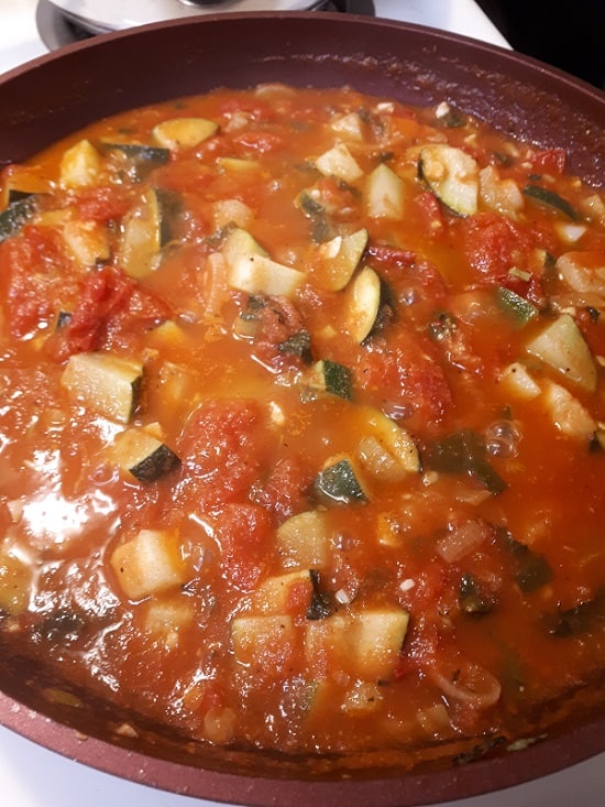 zucchini tomato sauce recipe